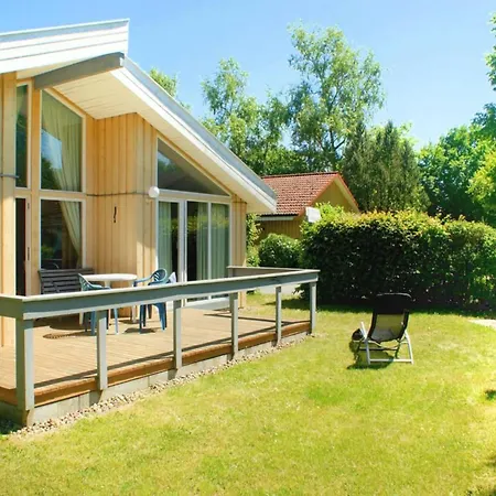 Mit Sauna Im Mirow Semesterbostad Granzow